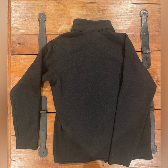 Patagonia Men’s Better Sweater Fleece Jacket Black- Like New - Picture 2 of 7